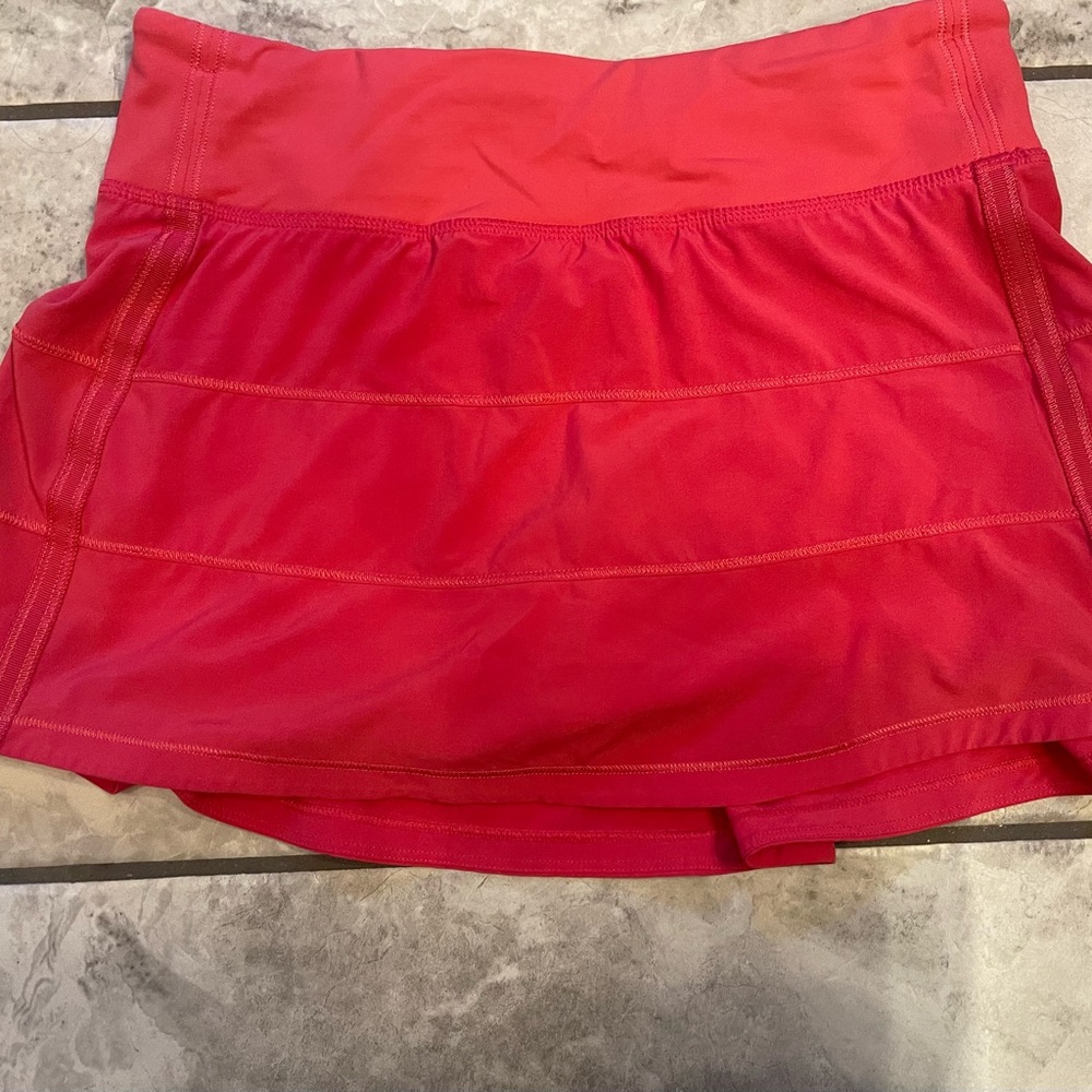 Lululemon  pace rival Athletic Skirt